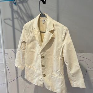 Woman white classic blazer